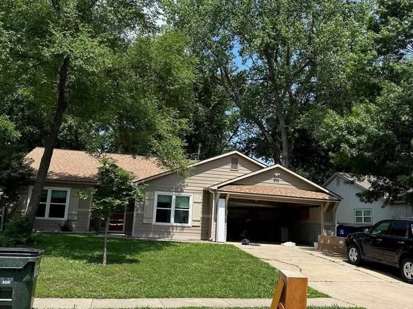 2613 Harper St, Lawrence, KS 66046