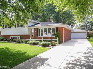 1008 S Belmont Ave, Arlington Heights, IL