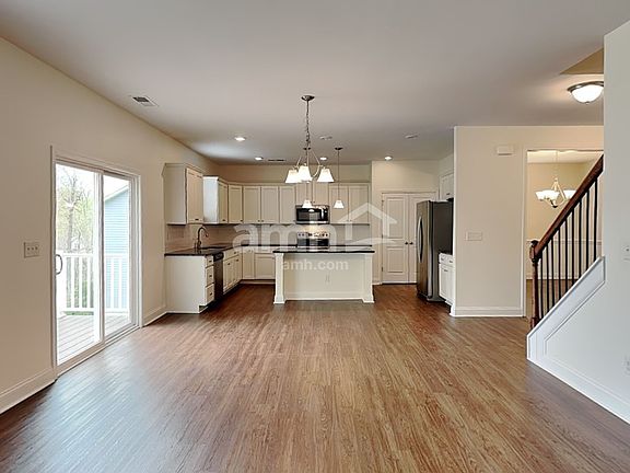 4th image of 3471 Shady Cove Ct