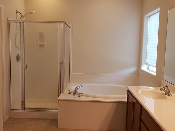 5th image of 12361 N Fernsbury Dr