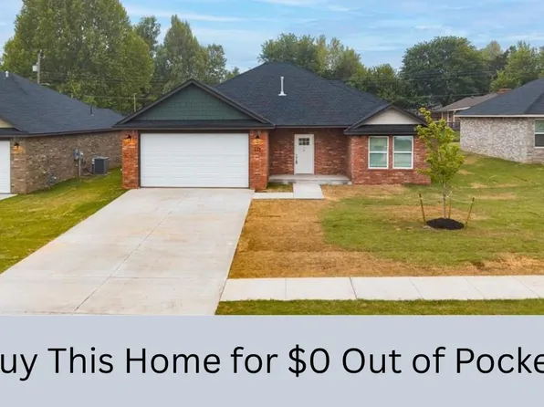 212 E Abbot Ln, Mustang, OK 73064