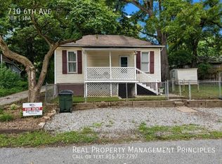 710 6th Ave, Leavenworth, KS 66048