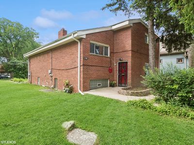 2208 Foster St, Evanston, IL, 60201