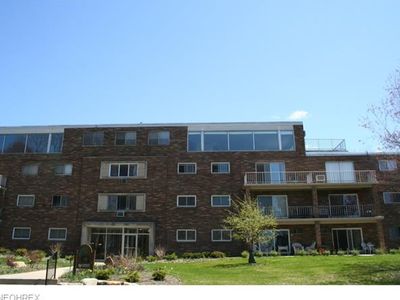 6000 Nob Hill Dr Unit F402, Chagrin Falls, OH, 44022