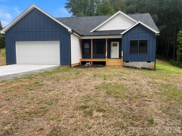 914 Old Hollis Rd, Ellenboro, NC 28040