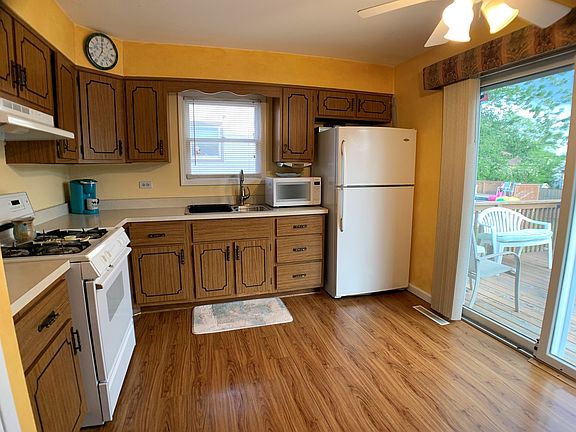5th image of 5935 Edward Dr