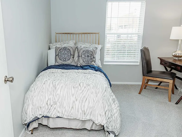 Enclave at Albany Park - 18