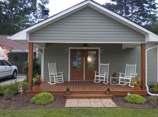 2132 Ridge Rd, New Bern, NC 28560