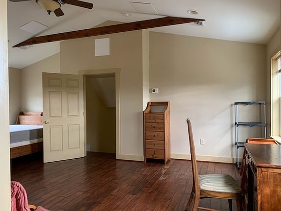 3rd image of 3232 Limestone Rd