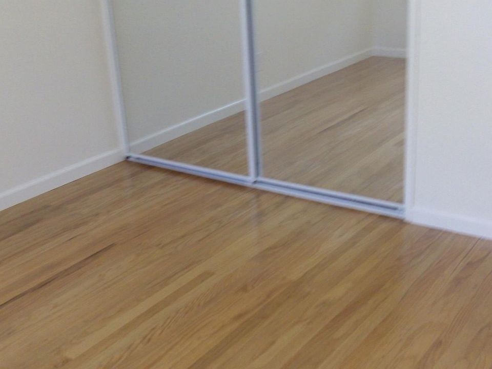 1st image of 1142 Bismarck Dr