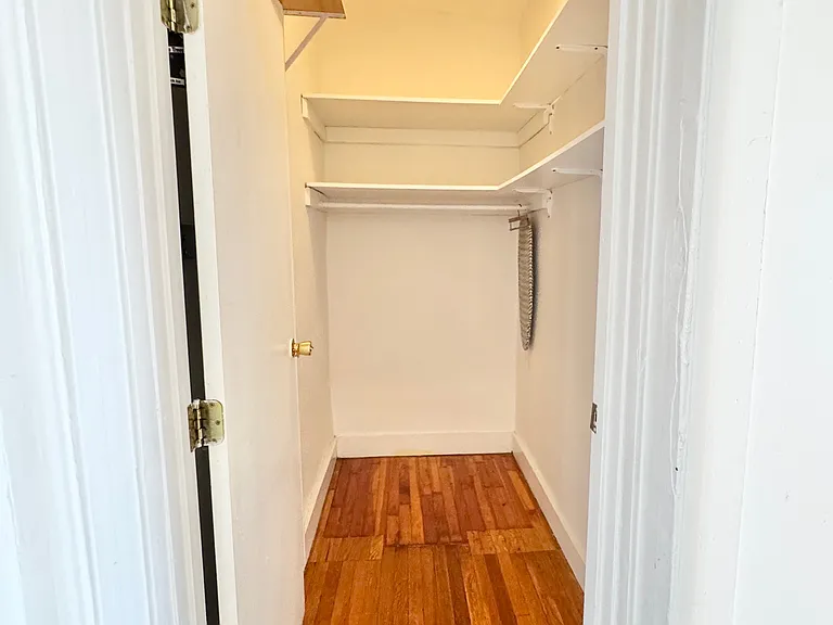 6015 Woodside Ave #5D — Photo 12