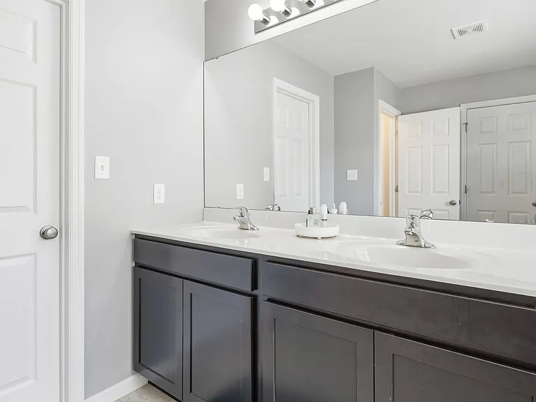 463 Dusty Brook Drive Ct — Photo 17