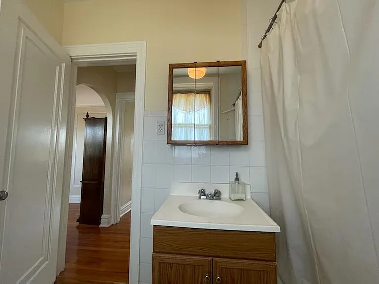4616 Washington St #2 — Photo 2