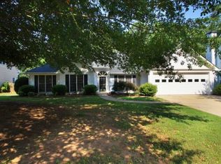 1629 Willow Way, Woodstock, GA