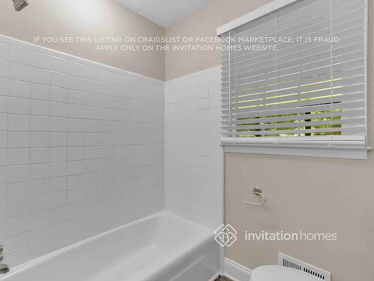 460 Glendale Ct — Photo 22