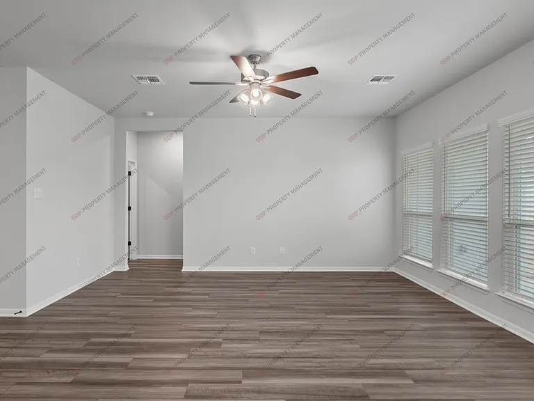 2034 Zabcikville Dr — Photo 17
