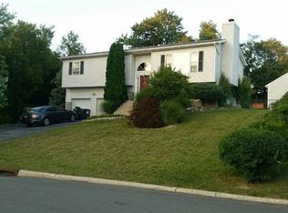 9 Silo Dr, Walden, NY 12586