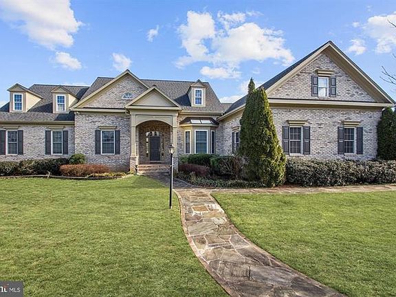 2nd image of 22301 Rolling Hill Ln