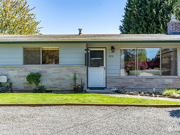 3rd image of 220 209th Street SW