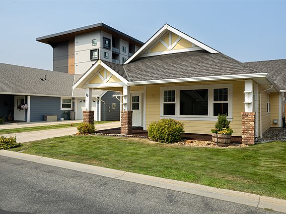 2nd image of 1231 10th St SW #10