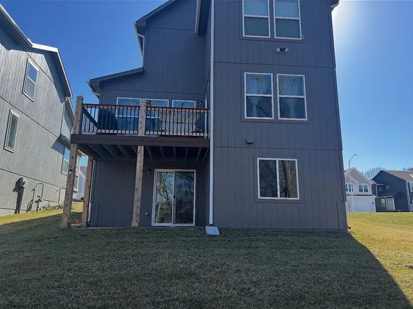 418 Hampstead Dr, Raymore, MO 64083