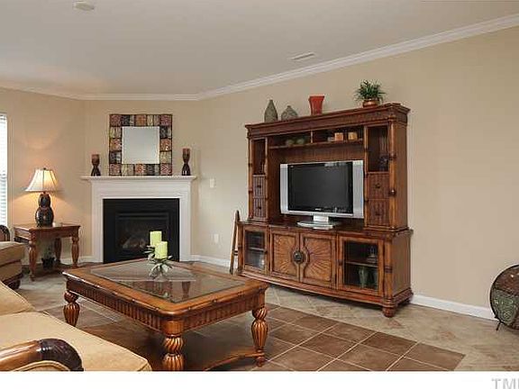 3rd image of 2407 Ferdinand Dr