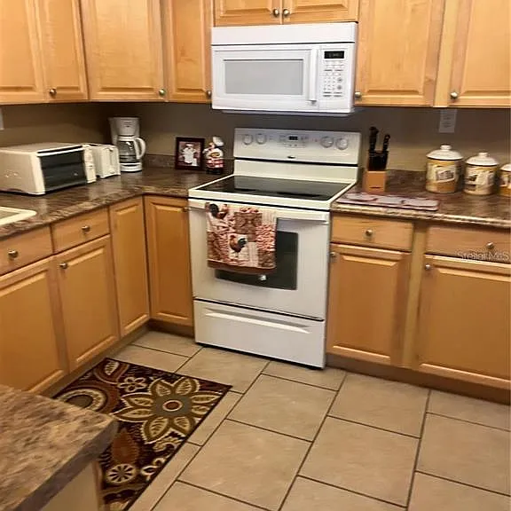 400 Island Way #309 — Photo 14