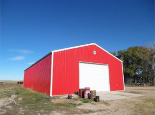 963 S 4th Rd, Morrill, NE 69358