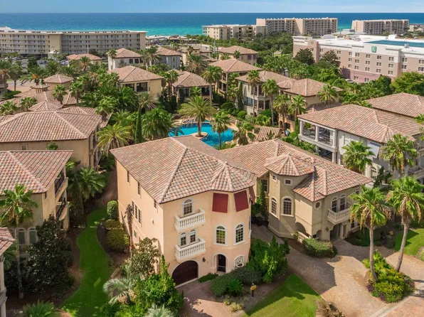 150 Rue St, Miramar Beach, FL 32550
