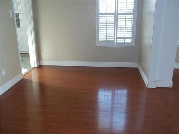 5th image of 25505 Fisher St