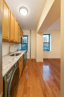 Rented by Sohayegh Enterprises Corp. | media 9