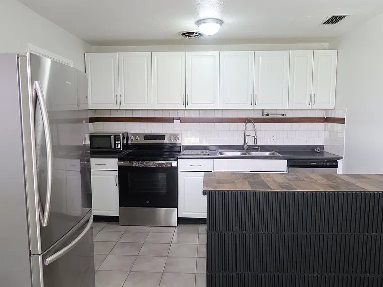 6731 Mopsy Ln — Photo 10