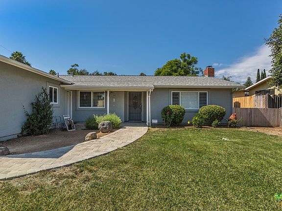5th image of 309 Poinsettia Ave