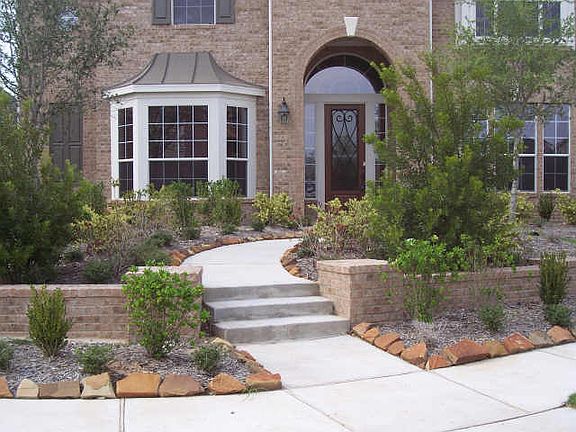 2nd image of 806 Delford Way