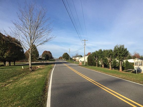 4th image of 3823 Calico Rd