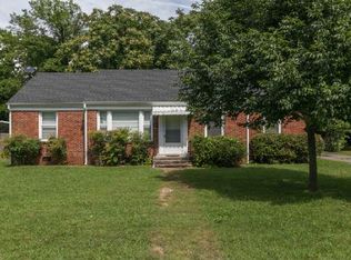 1322 N Tennessee Blvd, Murfreesboro, TN 37130