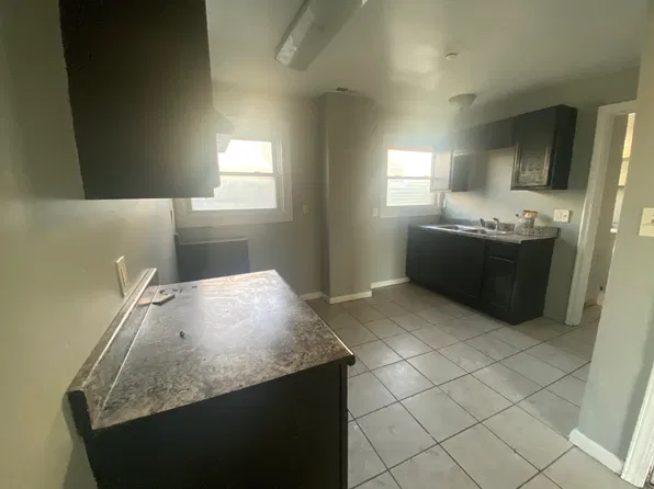 1703 Pierce Ave #4, Niagara Falls, NY 14301