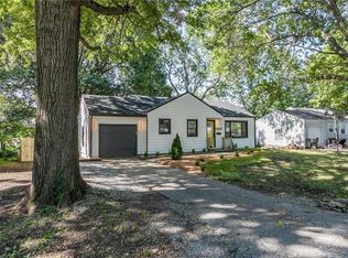 10813 E 58th Ter, Raytown, MO 64133