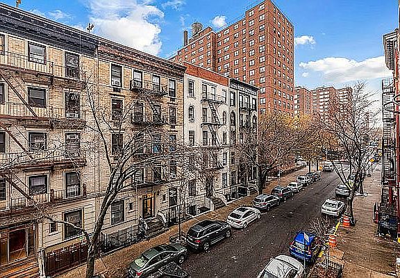 5th image of 214 W 102nd St APT 2D