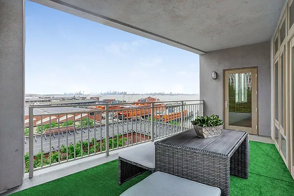 Sold by Compass | media 31