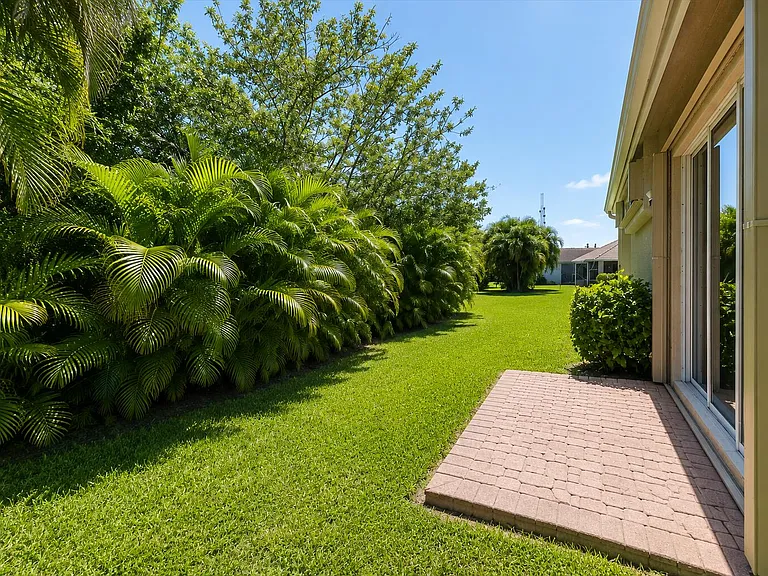 839 SW Munjack Cir — Photo 19