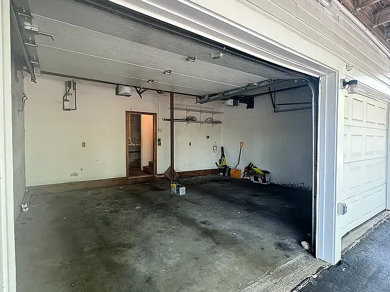 209 Washington St — Photo 14