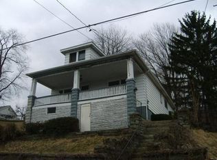 1407 Grove St, Avoca, PA 18641