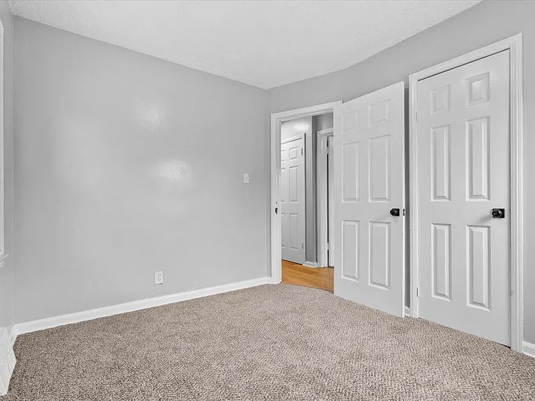 19953 Regent Dr — Photo 13