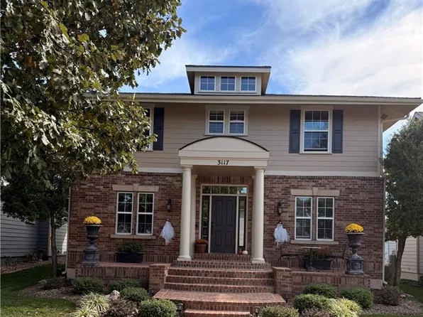 3117 SW Grandstand Cir, Lees Summit, MO 64081