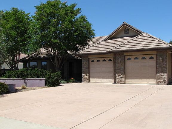2nd image of 1072 Rorden Avenue