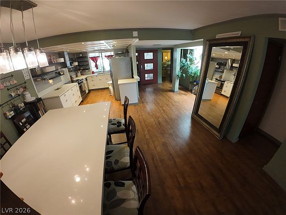 3rd image of 3153 Espanol Dr