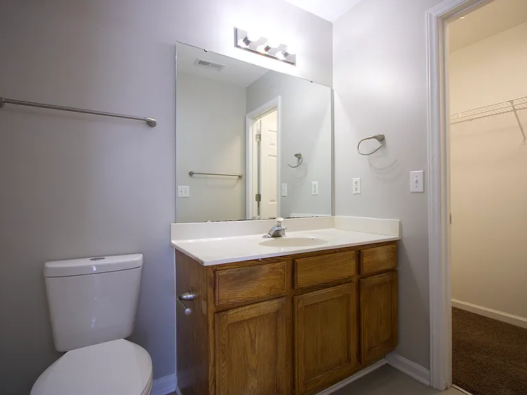 4216 Lake Woodard Dr — Photo 24