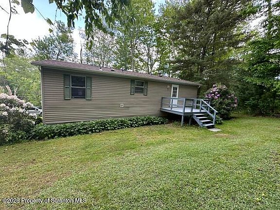3rd image of 13 Hillside Dr