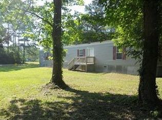 29 Johnson Landing Rd, Beaufort, SC 29907